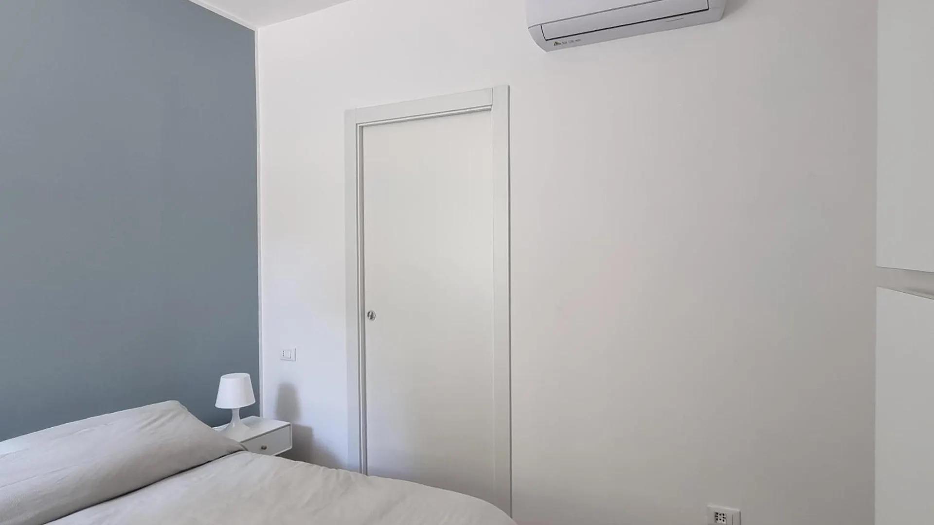 New And Big Studio Navigli-Naba Milano