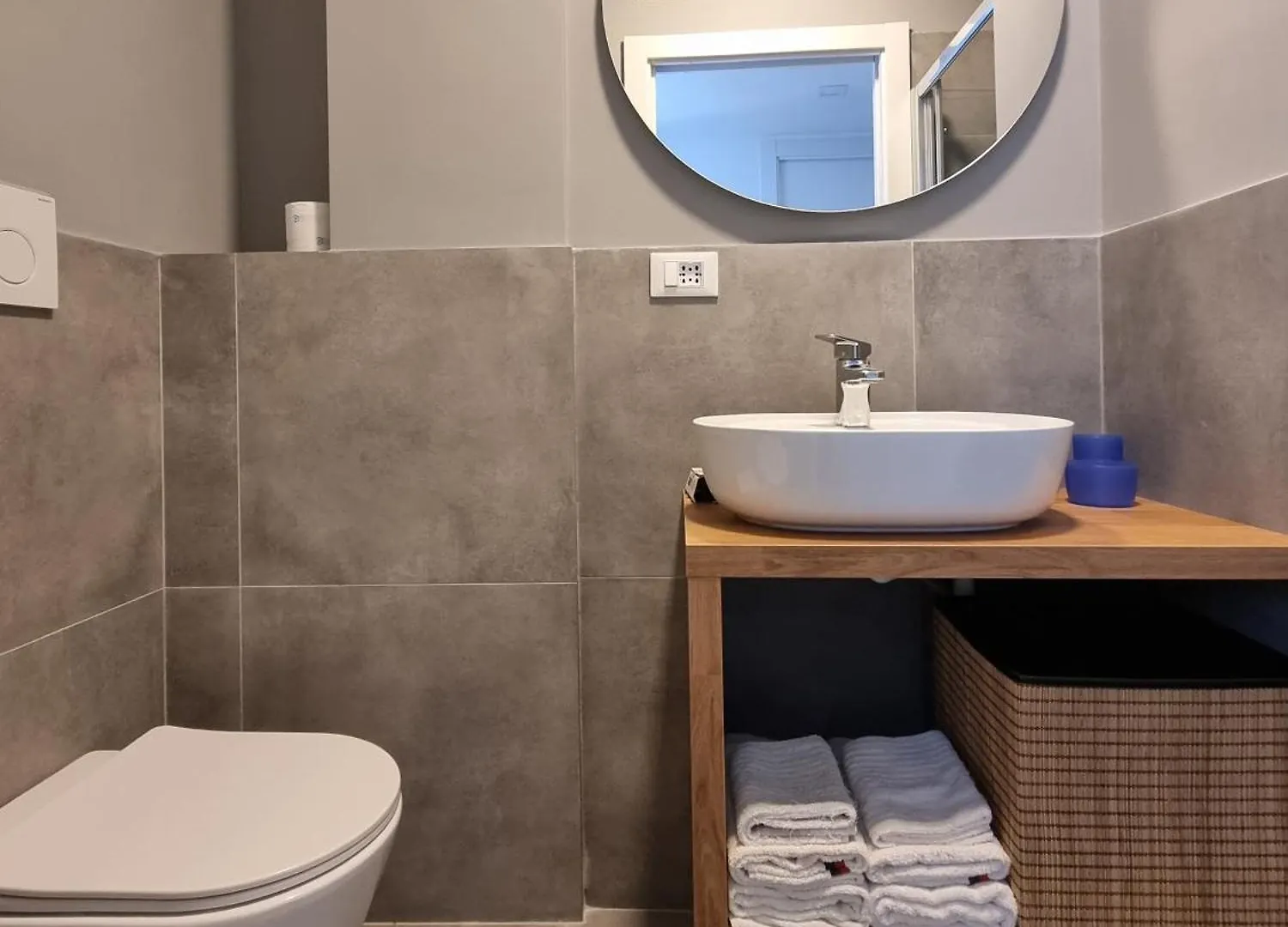 New And Big Studio Navigli-Naba Milano ミラノ