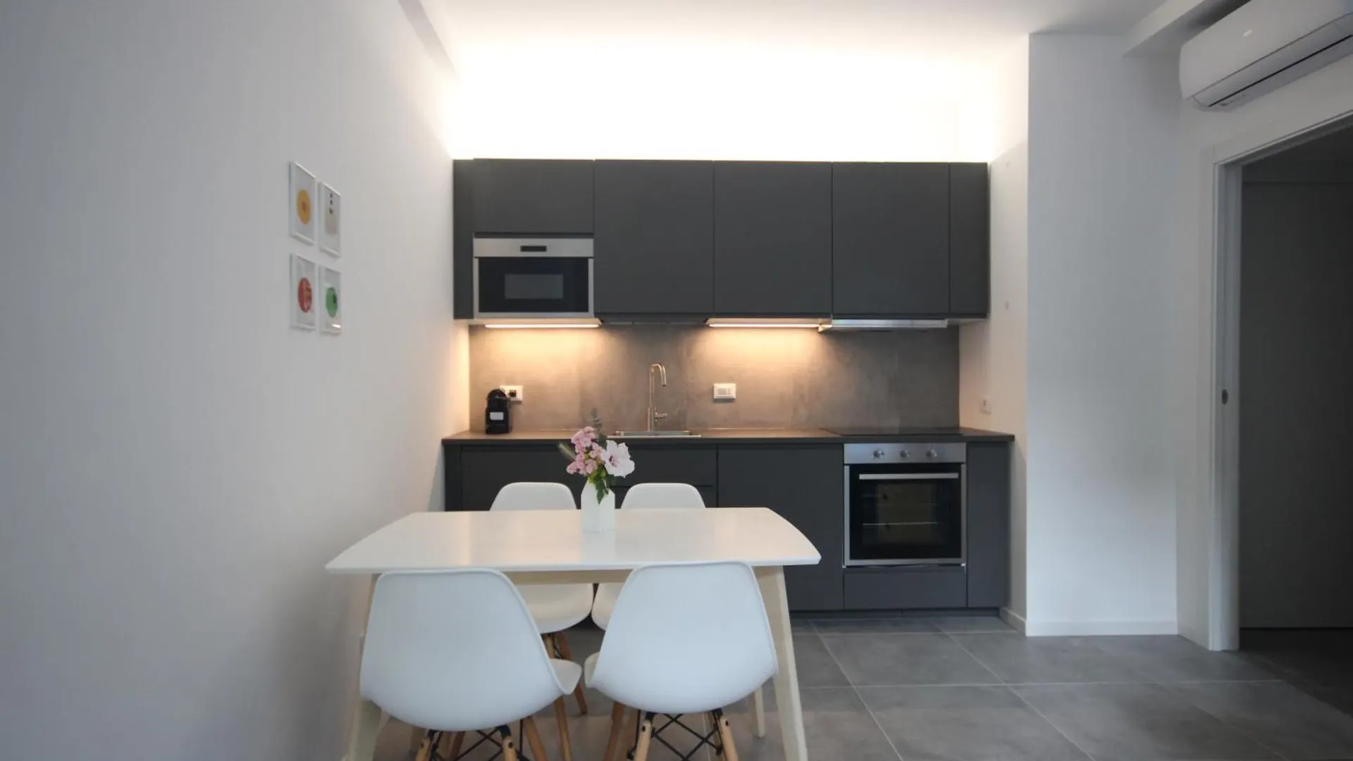 New And Big Studio Navigli-Naba Milano ミラノ
